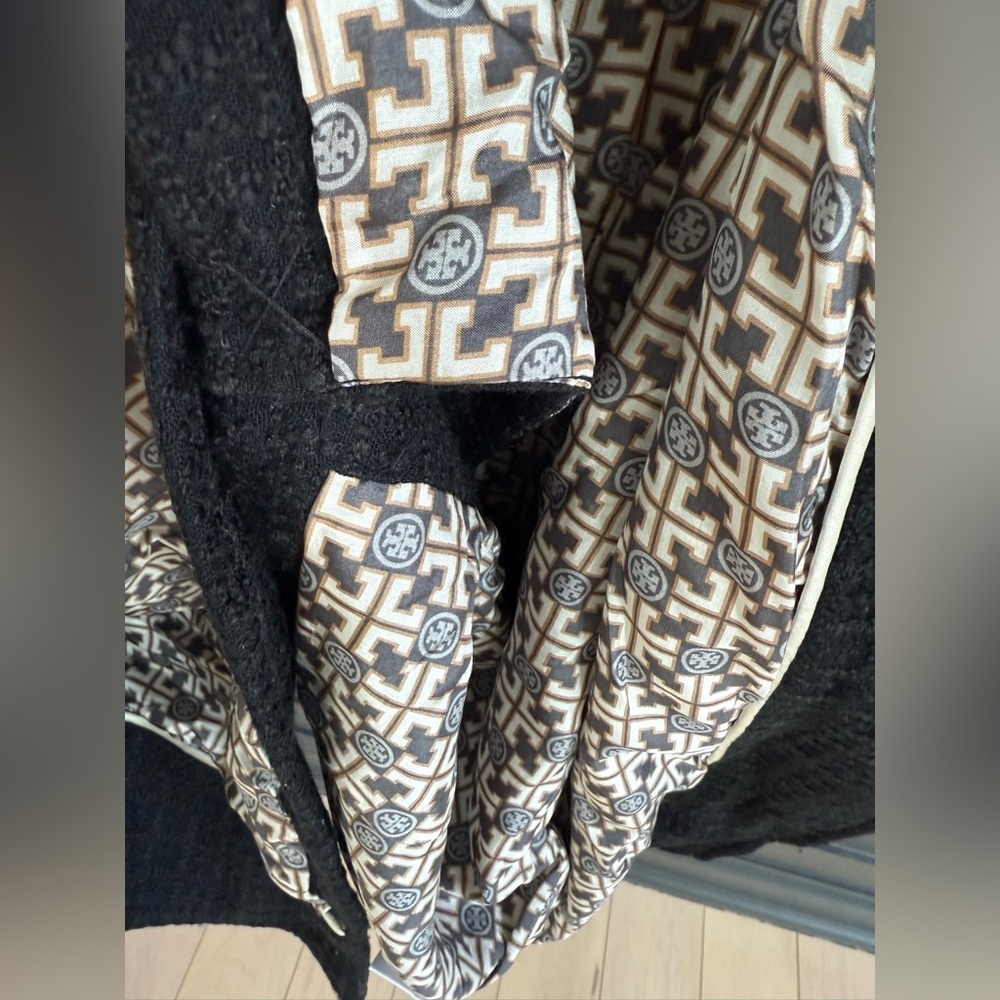 Tory Burch Black Textured Wool Coat with Logo Buttons • 8 - Picture 10 of 12